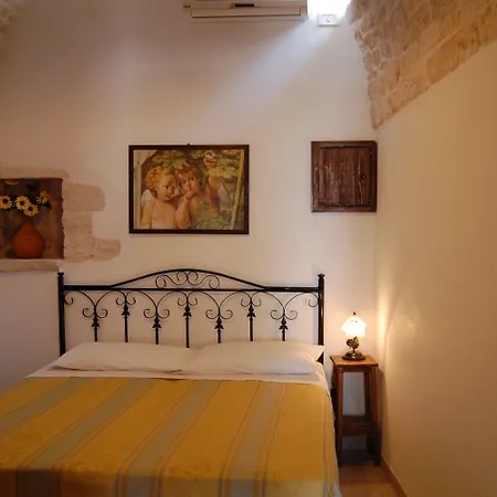 Hotel Trulli Diffuso 3*