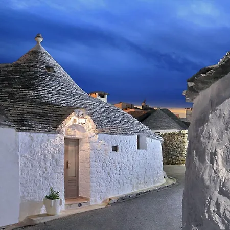 Trulli Diffuso Hotel 3*
