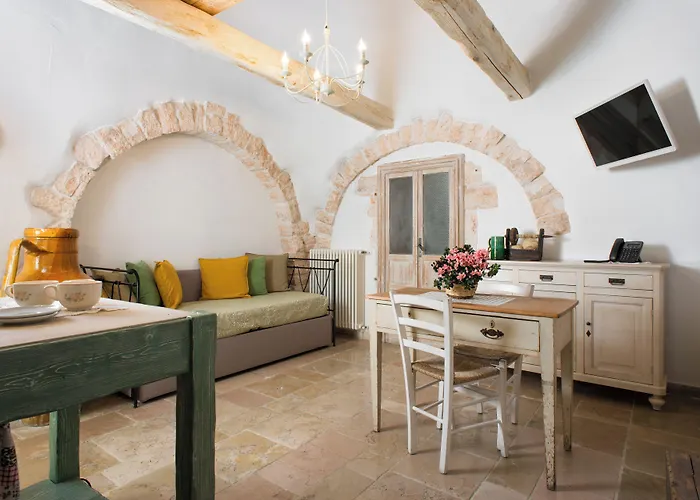 Trulli Diffuso Hotel 3*