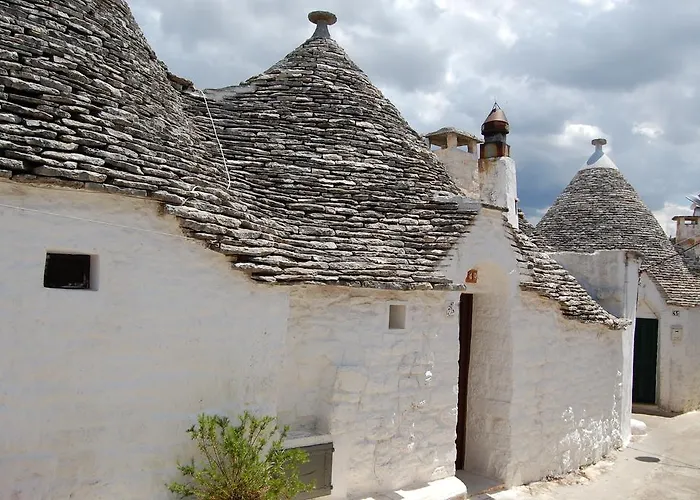 Trulli Diffuso Hotel 3*