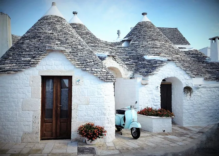 Hotel Trulli Diffuso 3*