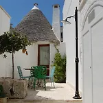 Trulli Diffuso 호텔 3*