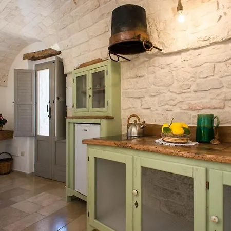 Trulli Holiday Diffuso Hotel 3*