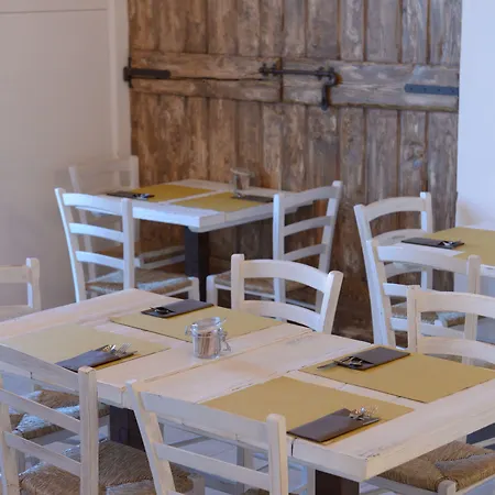 Hotell Trulli Holiday Albergo Diffuso