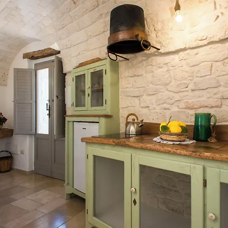 Hotell Trulli Holiday Albergo Diffuso 3*