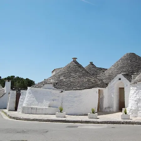 Trulli Holiday Diffuso Hotel Alberobello