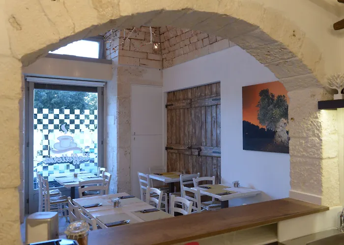 Trulli Diffuso מלון 3*