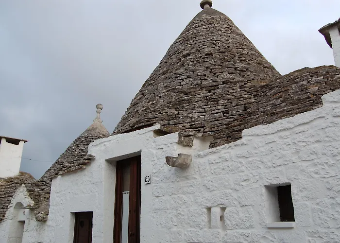 מלון Trulli Diffuso 3*