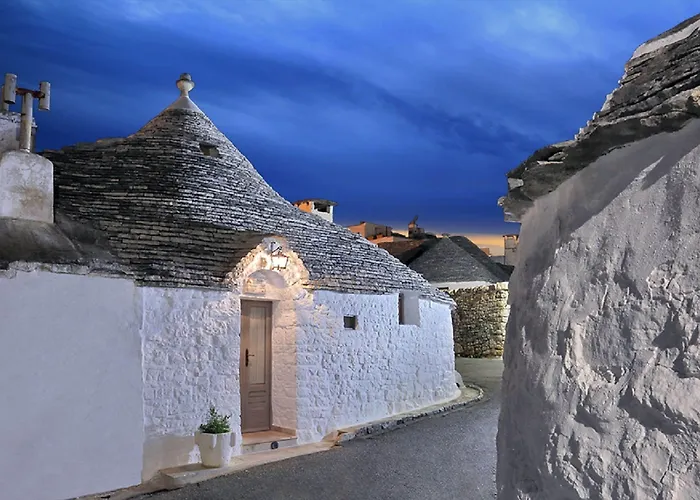 Trulli Diffuso מלון 3*